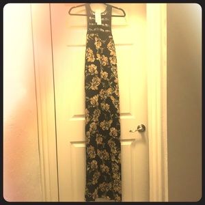 O’Neil More black Maxi